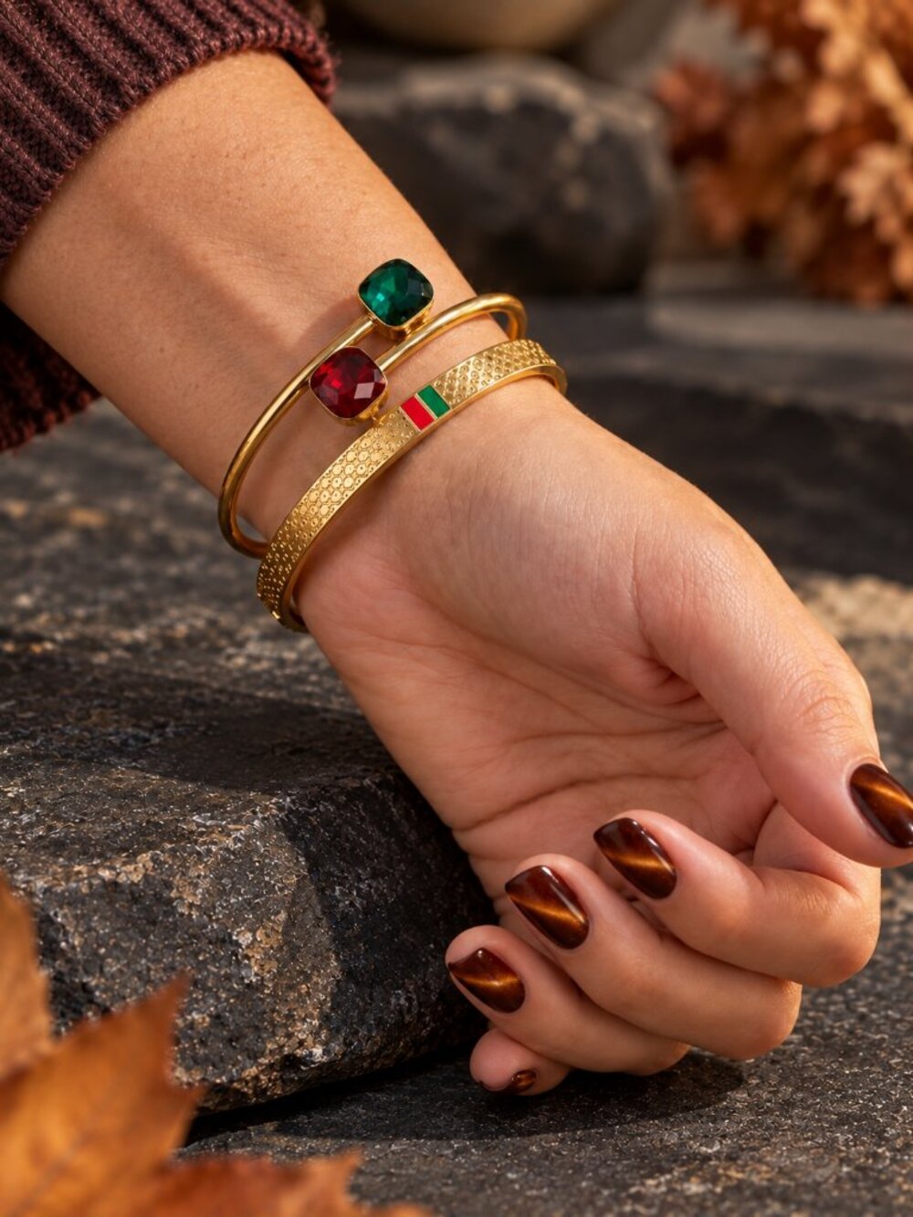 Italian Style 18K Gold Plated Red Green Striped Bangle Cuff Bracelet Set 2Pc